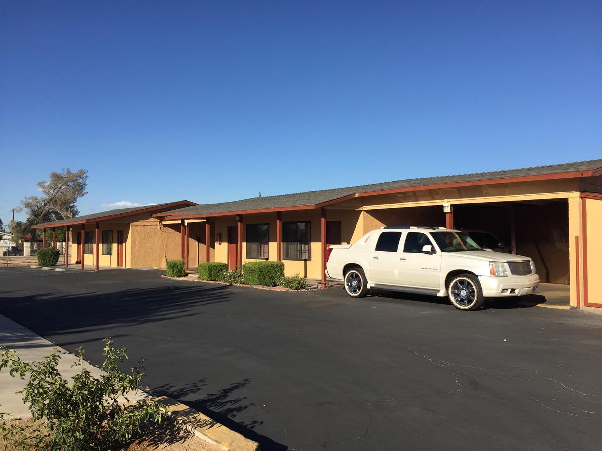 אפל ואלי Black Horse Motel מראה חיצוני תמונה