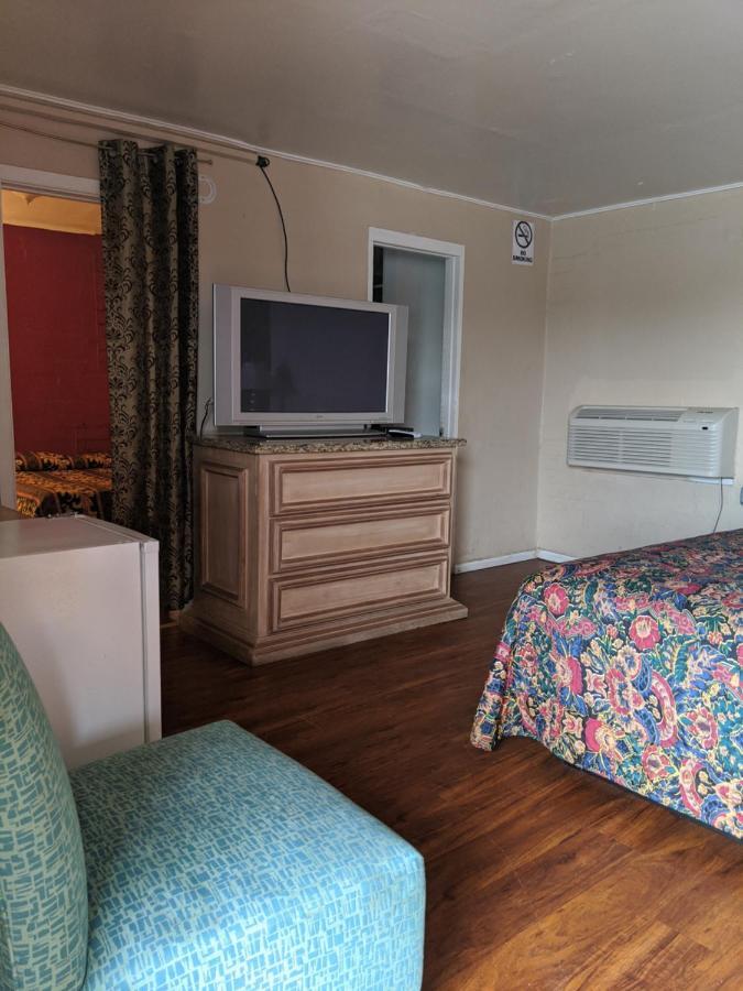 אפל ואלי Black Horse Motel מראה חיצוני תמונה